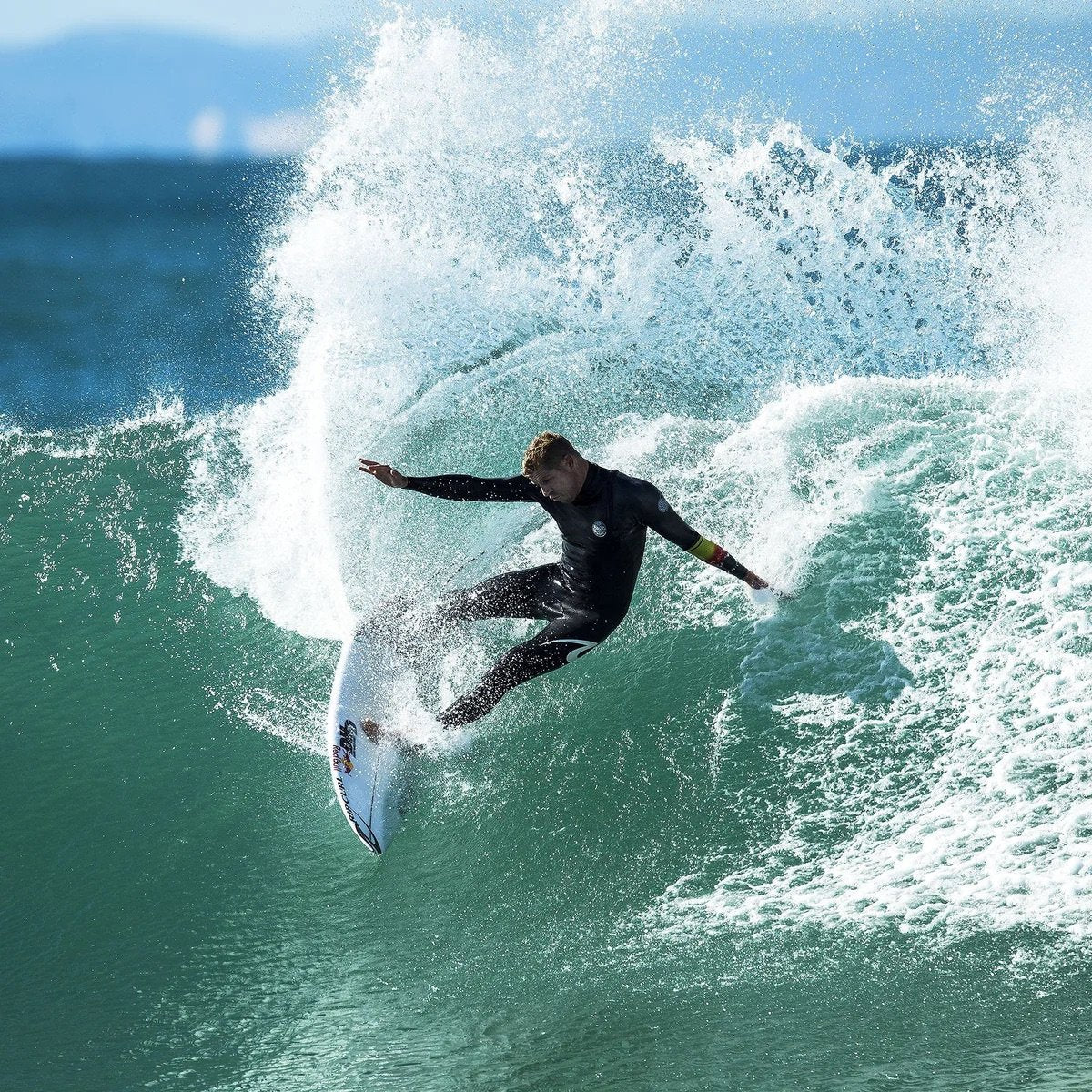 FCS II Mick Fanning PC Medium Tri Fins - Black/Mango