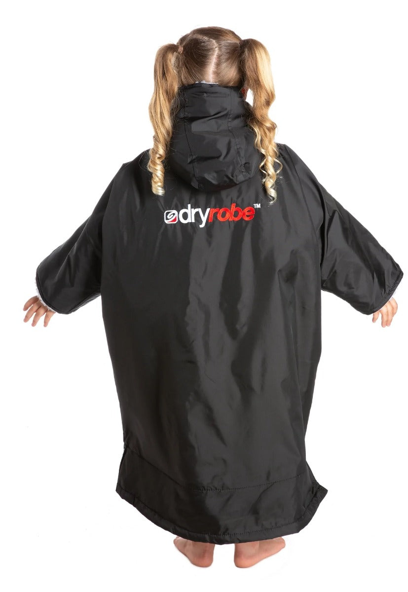 Dryrobe Advance Kids Short Sleeve - Age 5-9 - Black/Grey