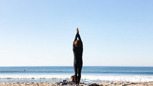5 simple pre-surf stretches for better performance