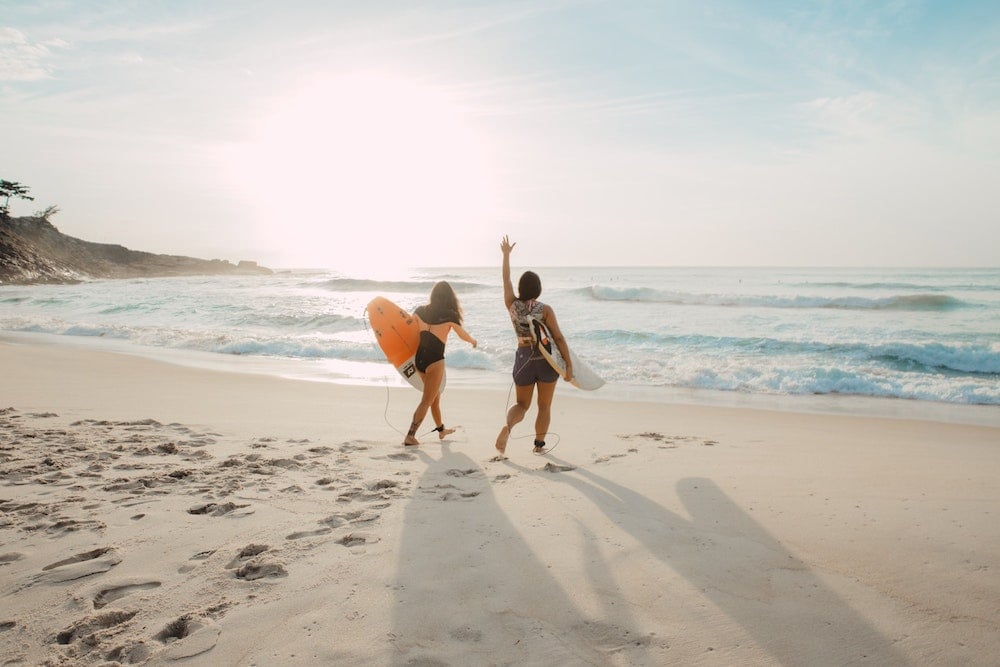 A Brief History of Female Surfers
