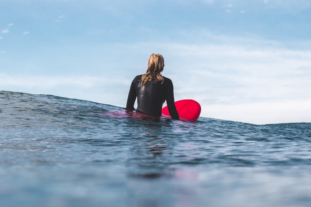 10 Useful Resources for Female Surfers