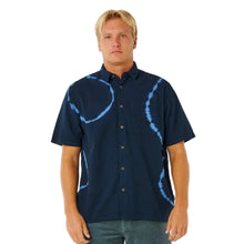 Rip Curl Pacific Rinse Short-Sleeved Shirt in Dark Navy