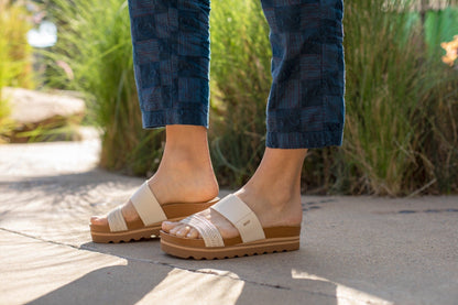 Reef Women's Cushion Vista Hi Sandals - Vintage
