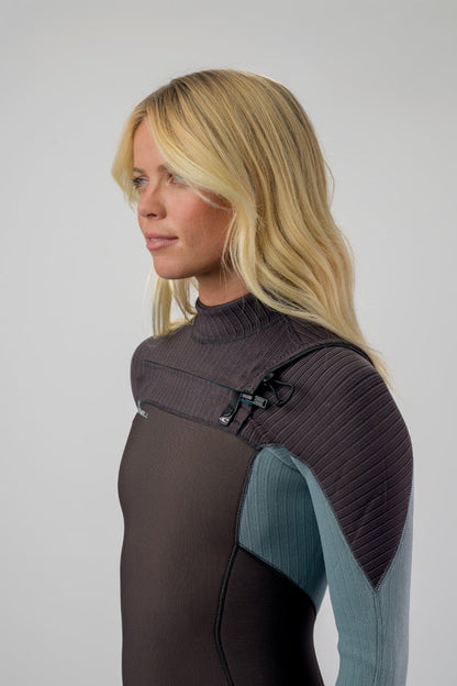 O'Neill Womens Hyperfreak 4/3+mm Chest Zip Wetsuit 2026 - Arabica / Tradewinds