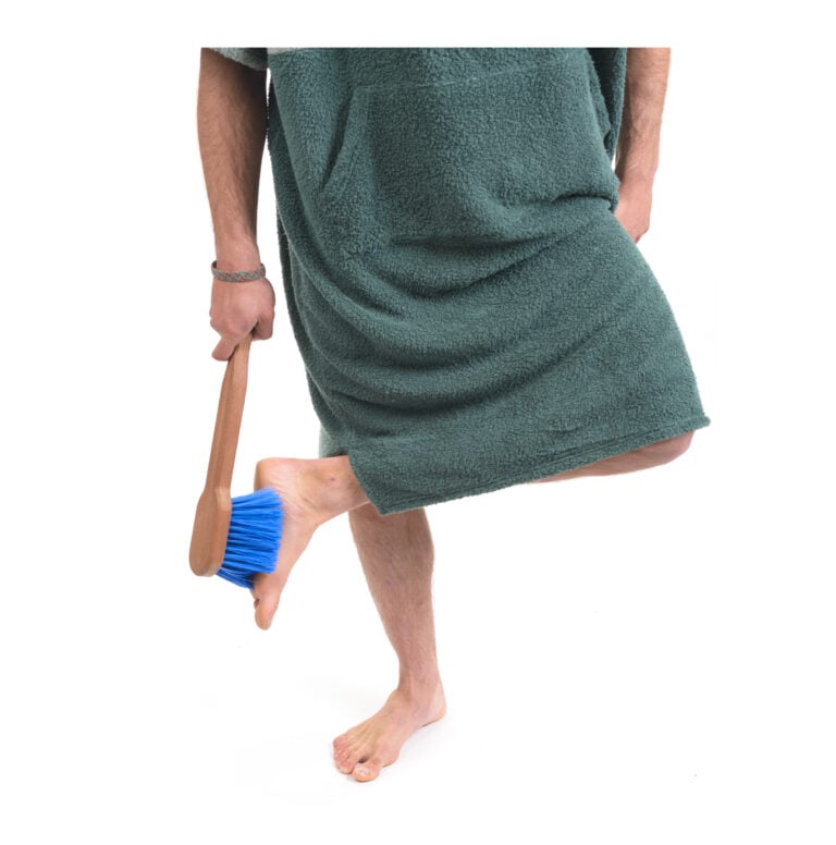 Surflogic Proclean Long Handle Brush - Blue - Lifestyle