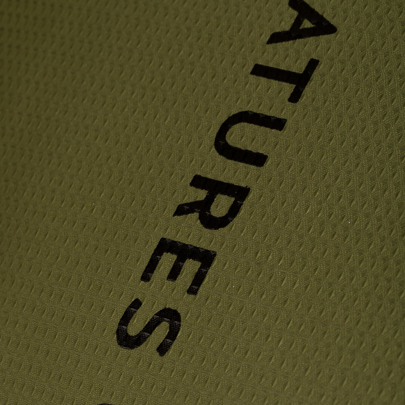 Creatures Of Leisure Hardwear Mid Length Day Use Cover - Military Black