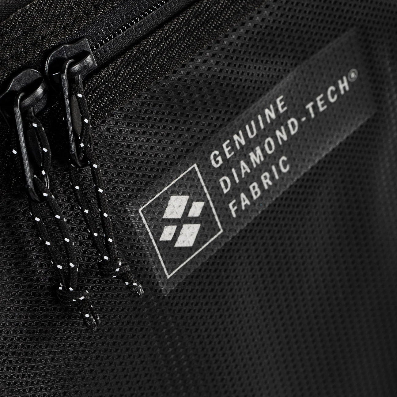Creatures Of Leisure Fish Travel DT2.0 - Black Silver
