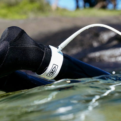Ocean & Earth 6ft Slim Line One-Xt Ultra Light Pro Comp Surf Leash