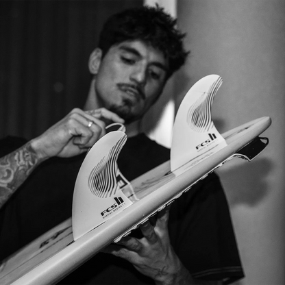 FCS II Gabriel Medina PC Tri Fin Set - Black/White