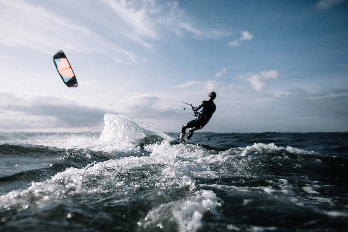 Autumn Water Sports: Kitesurfing UK