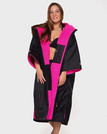 Dryrobe Advance Short Sleeve Changing Robe - Black / Pink