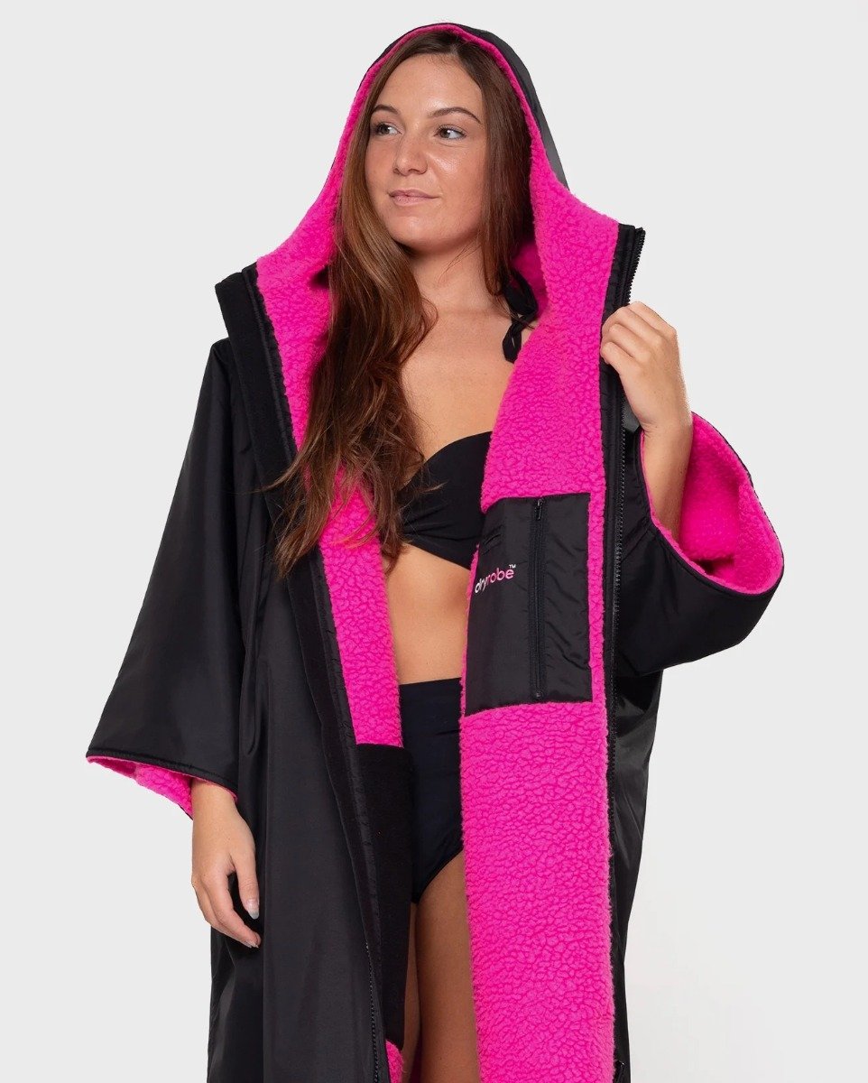 Dryrobe Advance Short Sleeve Changing Robe - Black / Pink
