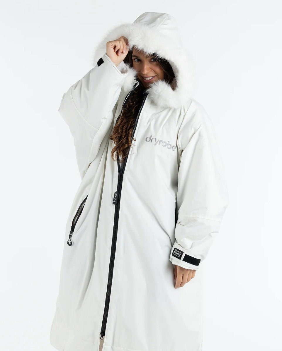 Dryrobe Advance Long Sleeve Alpine Changing Robe - White / Grey