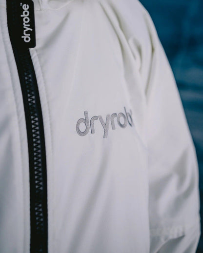 Dryrobe Advance Long Sleeve Alpine Changing Robe - White / Grey