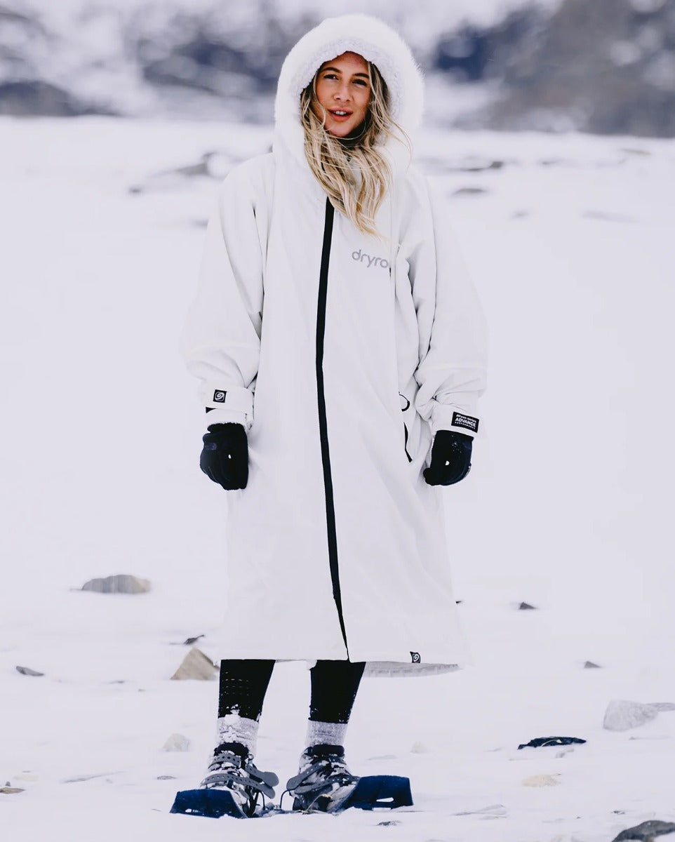 Dryrobe Advance Long Sleeve Alpine Changing Robe - White / Grey