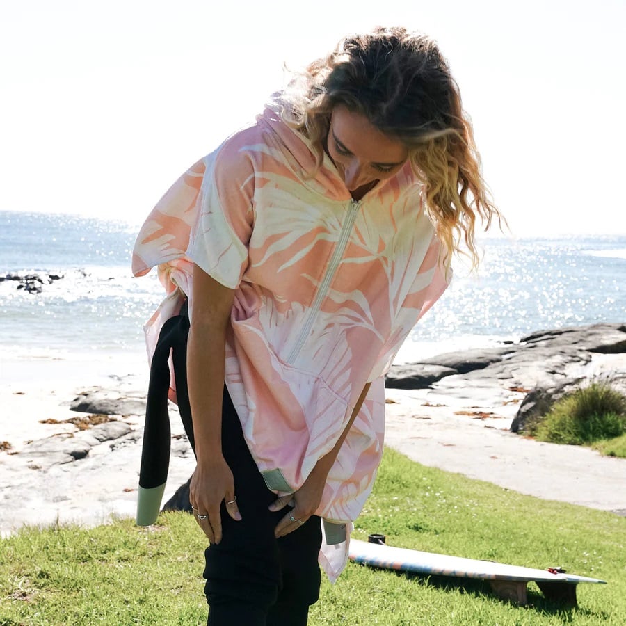 Ocean & Earth Women's Front Zip Hooded Poncho - Peach