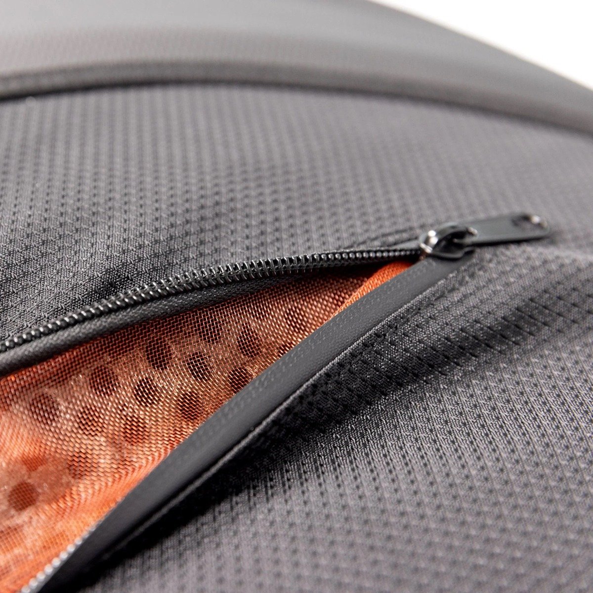 Ocean & Earth Apex Fish/Short Travel Cover Wheel (4 Board) - Black