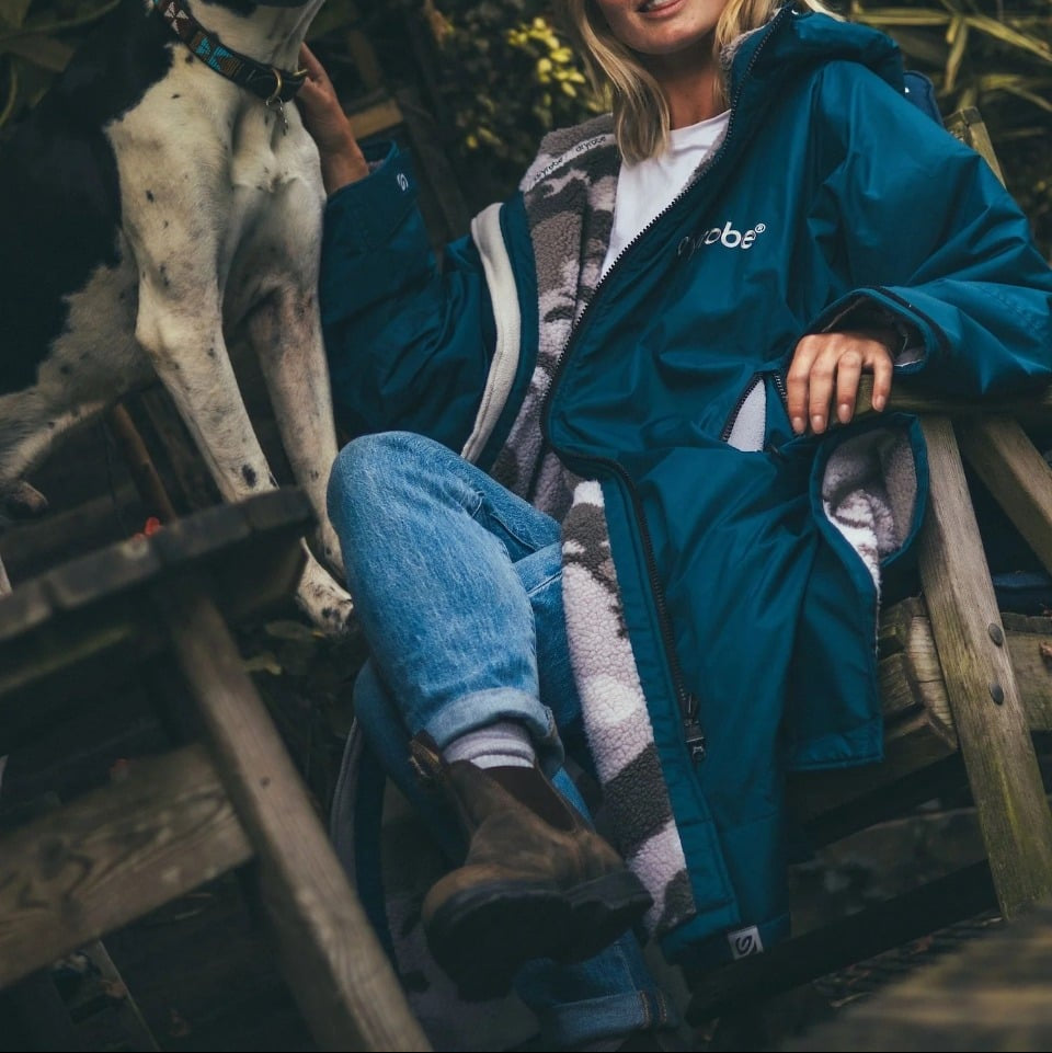 Dryrobe Advance Long Sleeve Changing Robe - Deep Sea Blue / Sand Camo