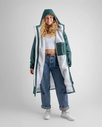 Dryrobe Advance Long Sleeve Changing Robe - Dark Green / Nimbus Cloud