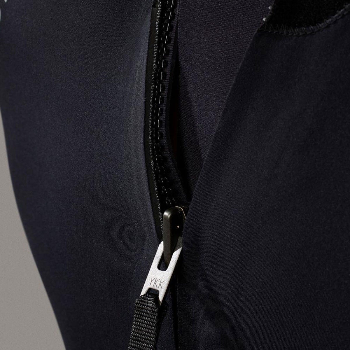 Xcel Axis Back Zip Ocena 5/4mm Winter Wetsuit 2026 - Black
