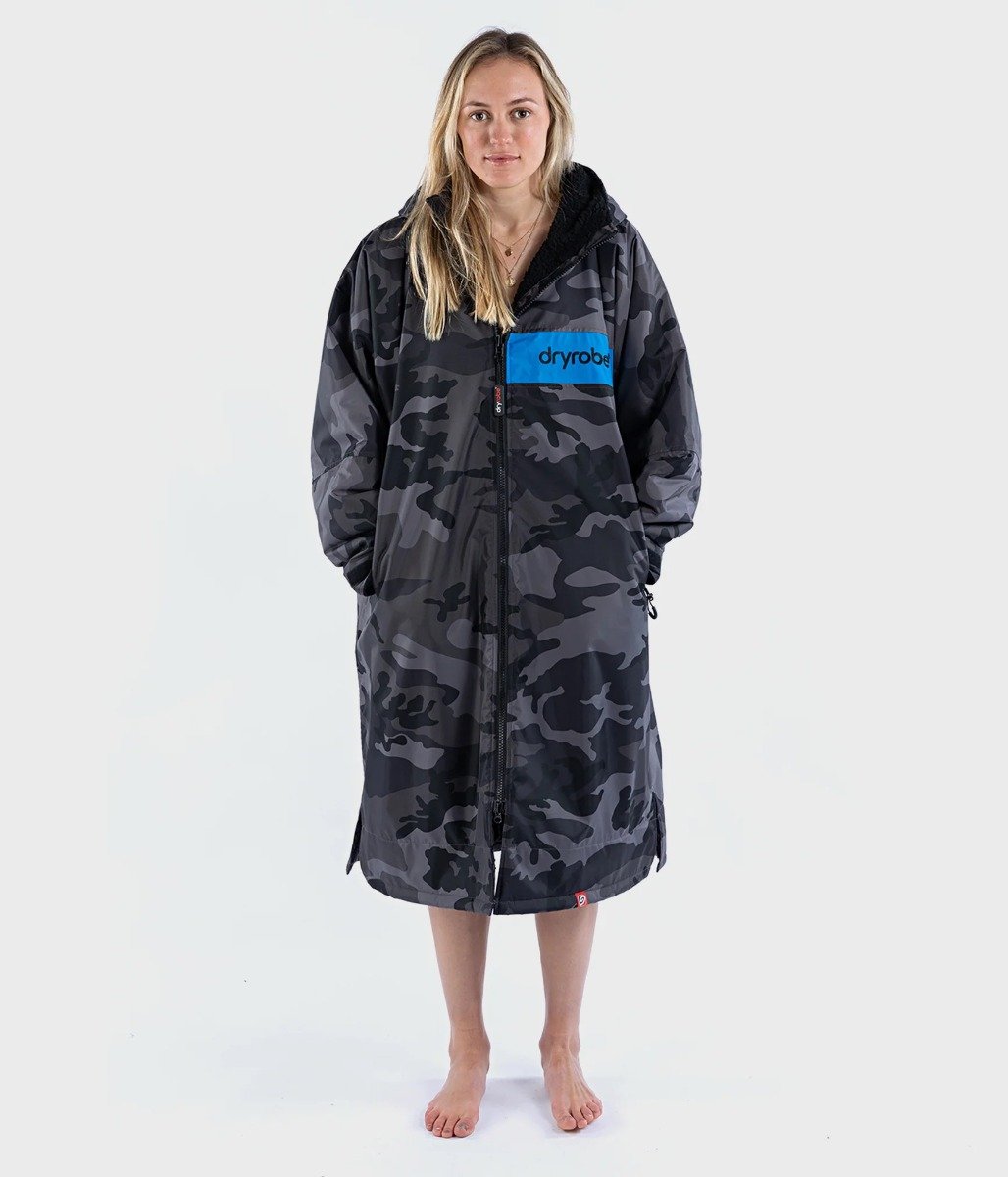 Dryrobe Advance Long Sleeve Remix Adult Changing Robe in Black Camo/Blue