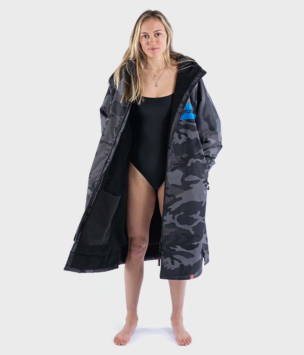 Dryrobe Advance Long Sleeve Remix Adult Changing Robe - Black Camo/Blue
