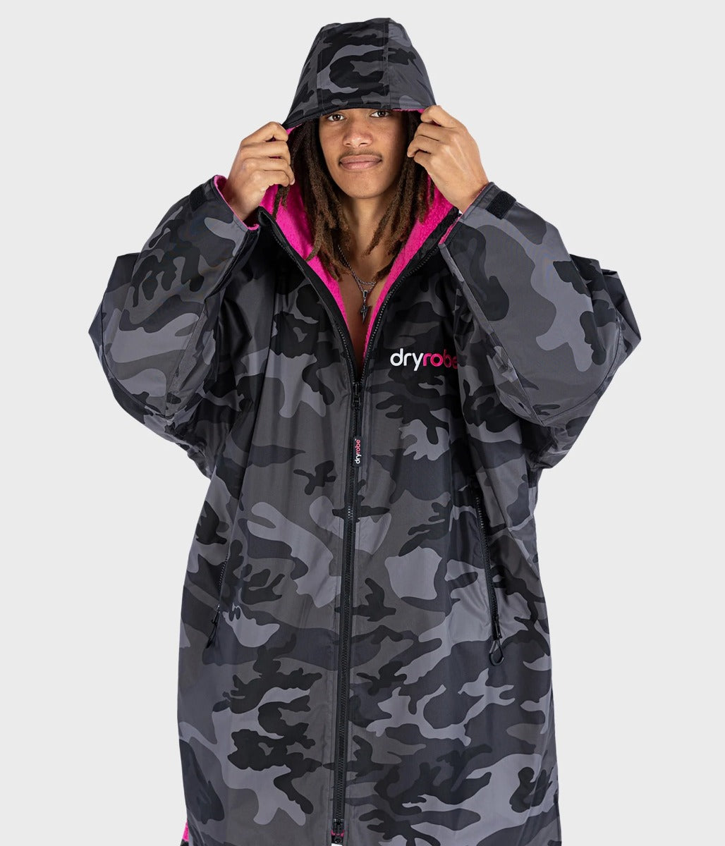 Dryrobe Advance Long Sleeve Adult Changing Robe - Black Camo/Pink