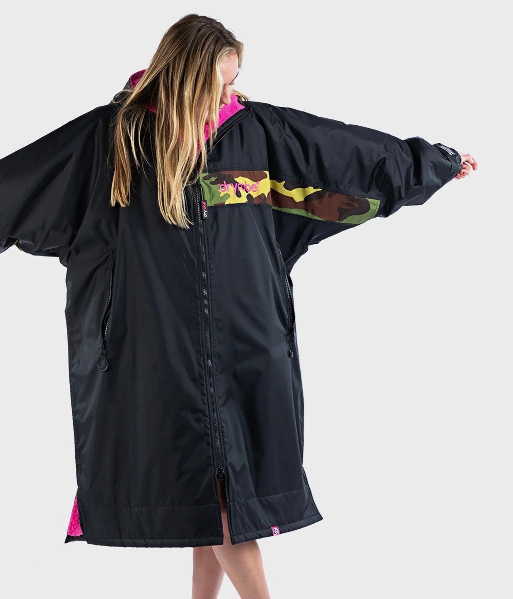 Dryrobe Advance Long Sleeve Remix Adult Changing Robe - Black/Pink/Camo