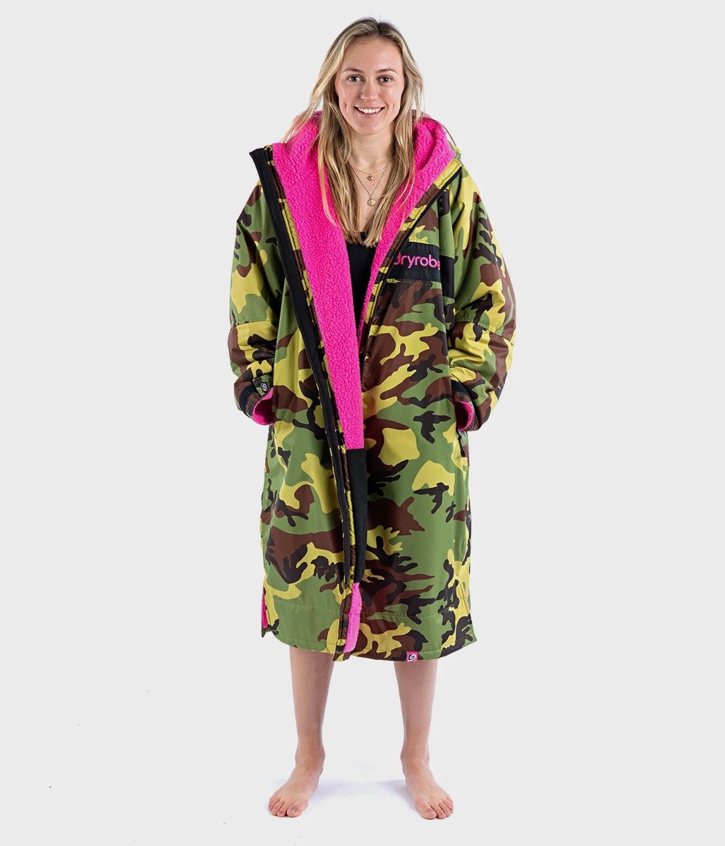 Dryrobe Advance Long Sleeve Remix Adult Changing Robe in Camo/Pink/Black
