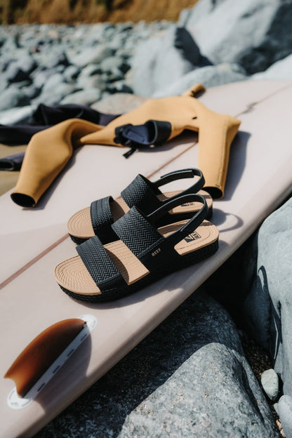 Reef Women's Water Vista Sandals - Black/Tan