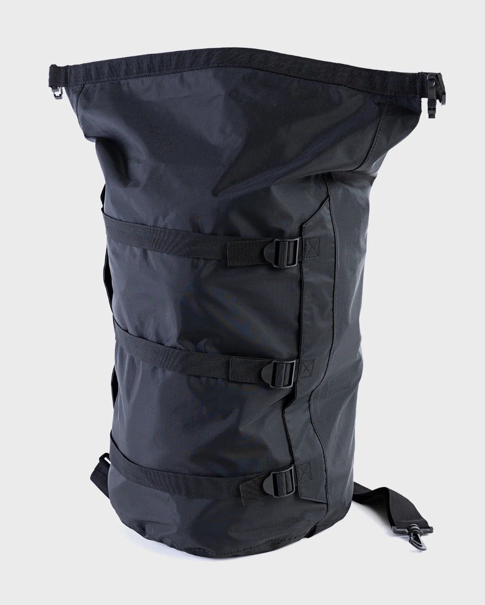 Dryrobe 33L Compression Travel Bag - Black