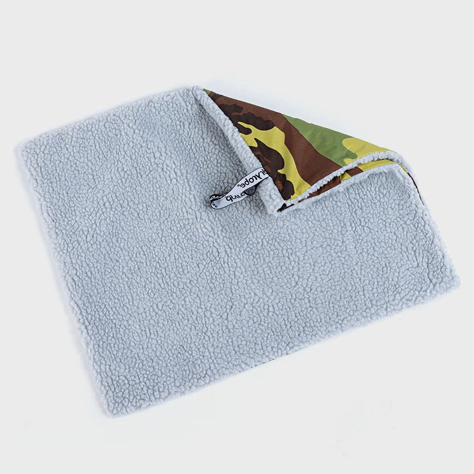 Dryrobe Cushion Cover in Camouflage