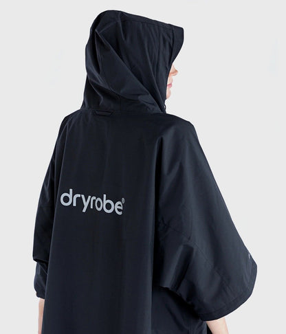 Dryrobe Lite Short Sleeve Changing Robe - Black/Grey