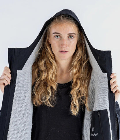 Dryrobe Lite Short Sleeve Changing Robe - Black/Grey