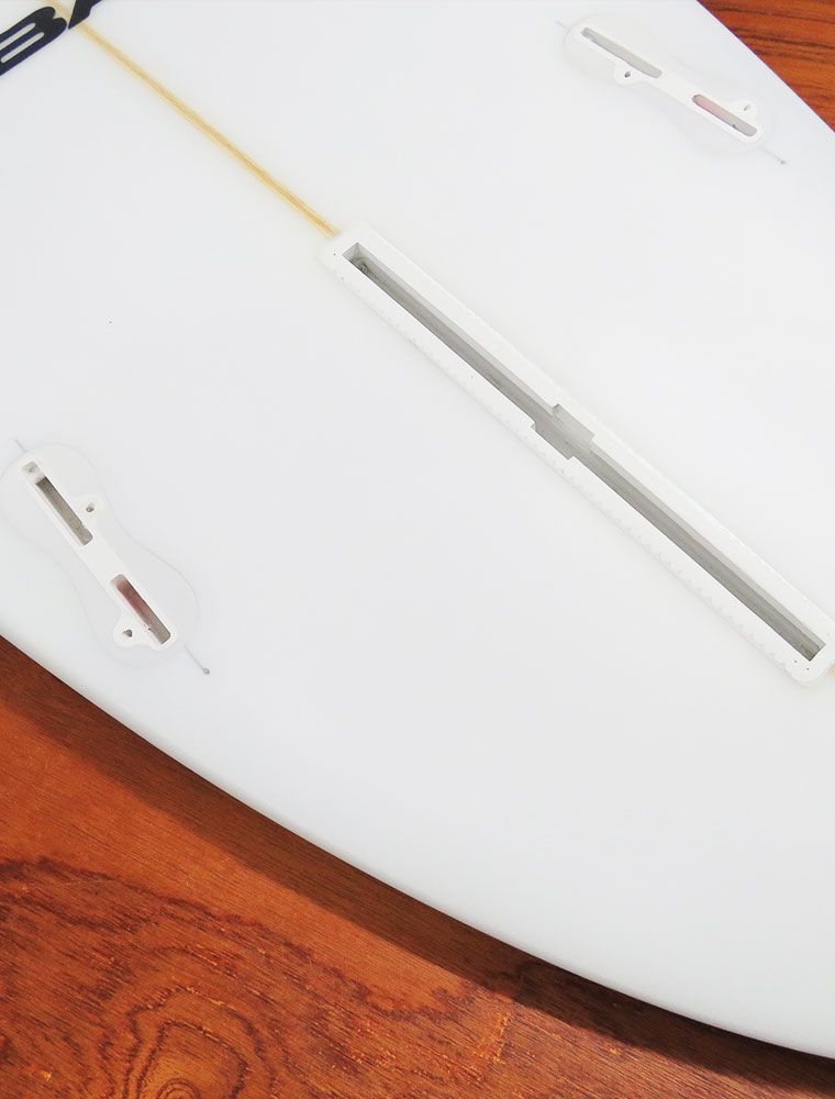 Rebel Lil Log Surfboard - White - Fin Set Up