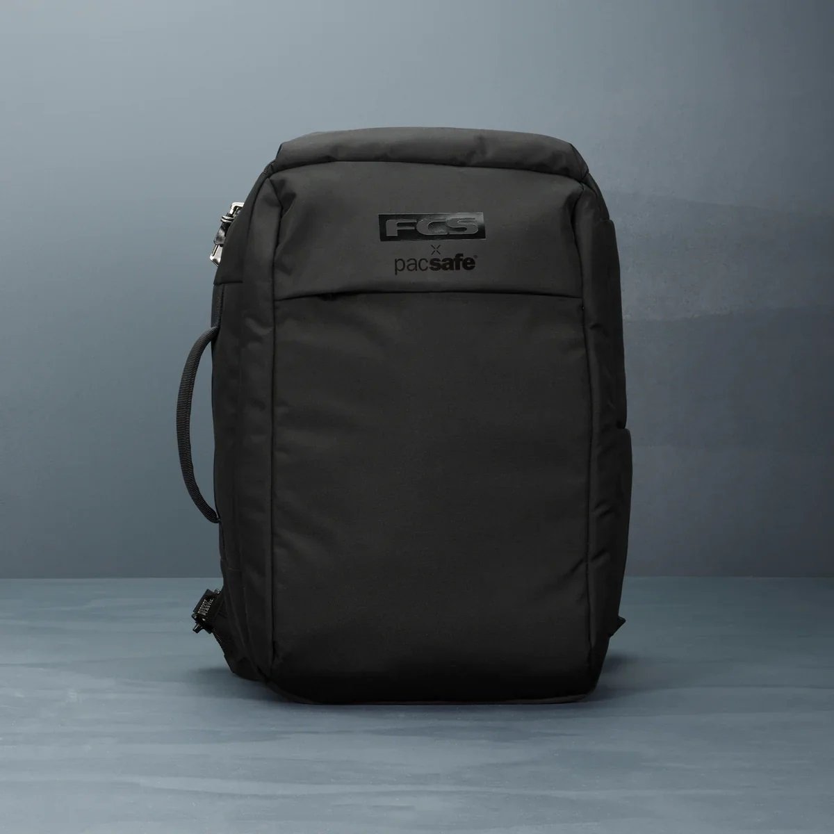 FCS x PacSafe Day Mission 28L Backpack - Black