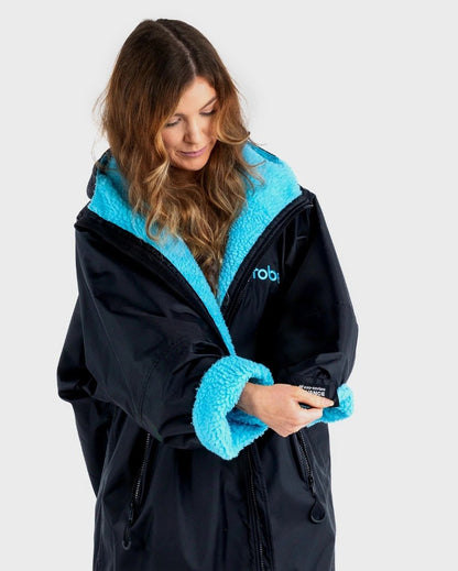 Dryrobe Advance Long Sleeve Changing Robe - Black / Blue