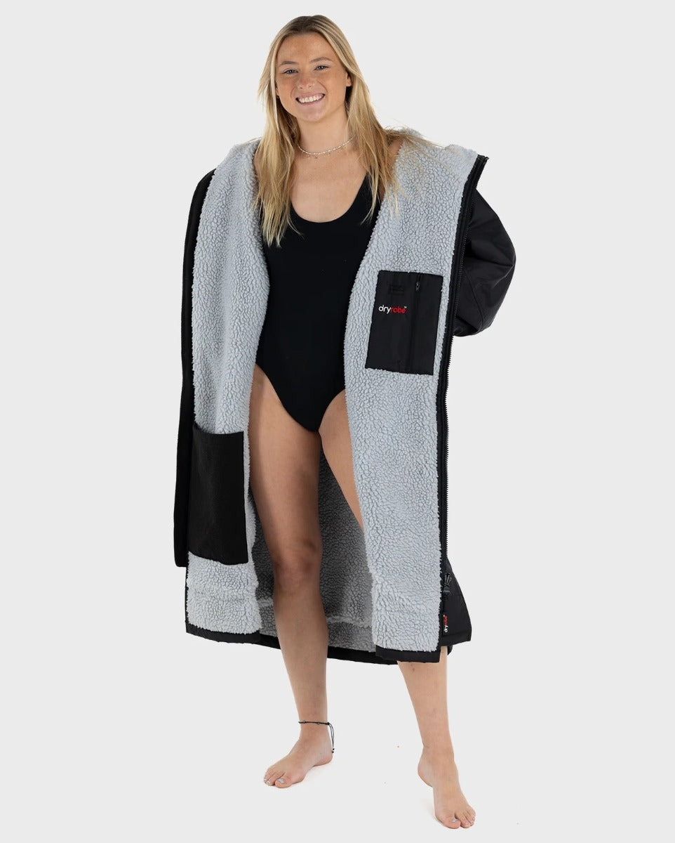 Dryrobe Advance Long Sleeve Changing Robe - Black/Grey
