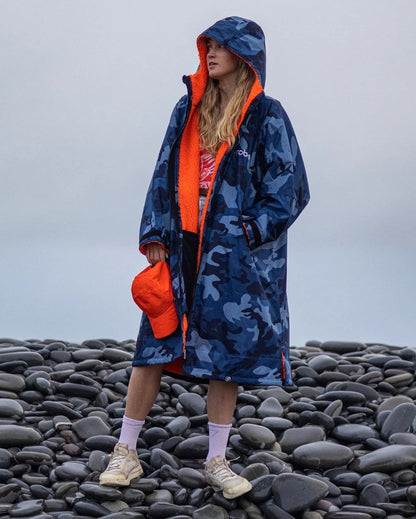 Dryrobe Advance Long Sleeve Changing Robe - Blue Camo / Orange