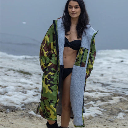 Dryrobe Advance Long Sleeve Changing Robe - Camo / Grey