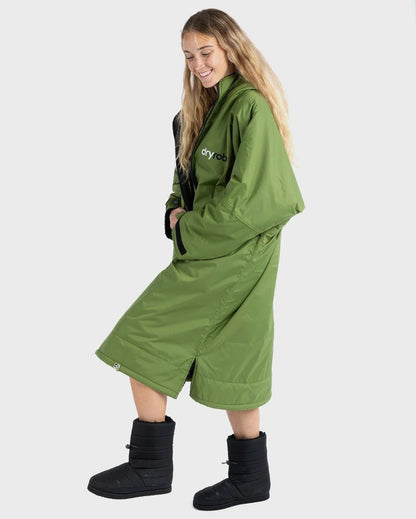 Dryrobe Advance Long Sleeve Changing Robe - Dark Green / Black