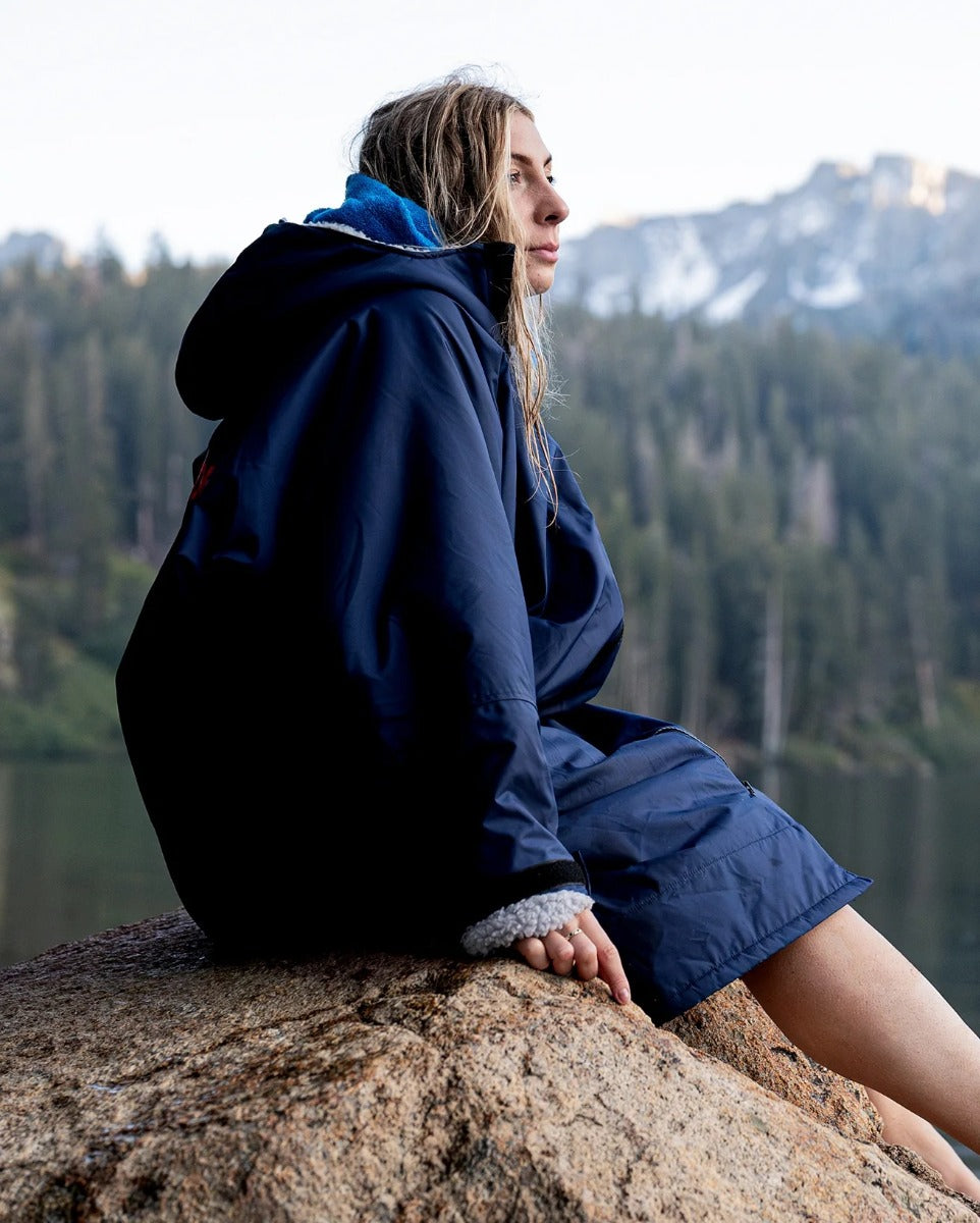 Dryrobe Advance Long Sleeve Change Robe - Navy / Grey