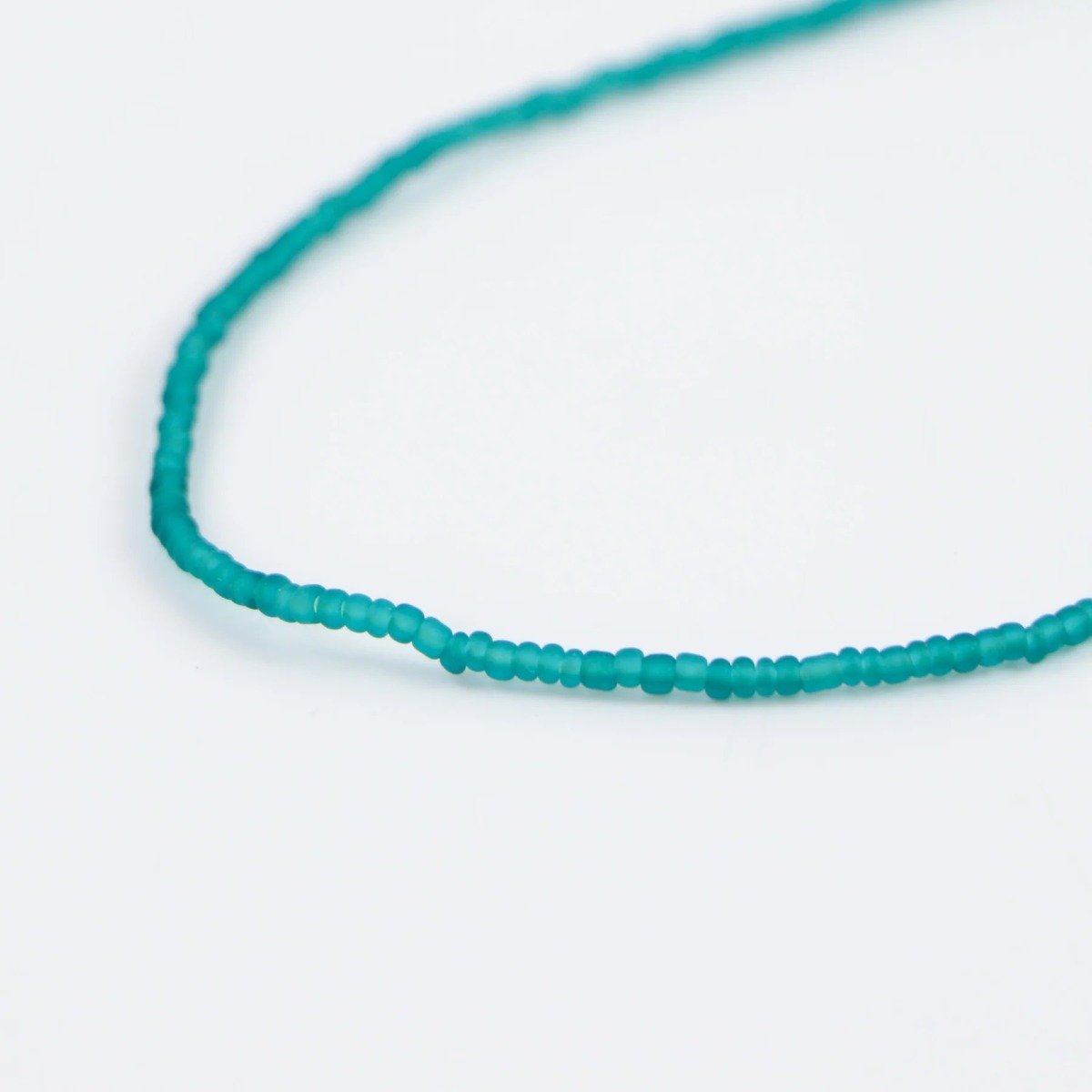 Pineapple Island Ka'anapali Frosted Glass Beaded Necklace - Light Blue