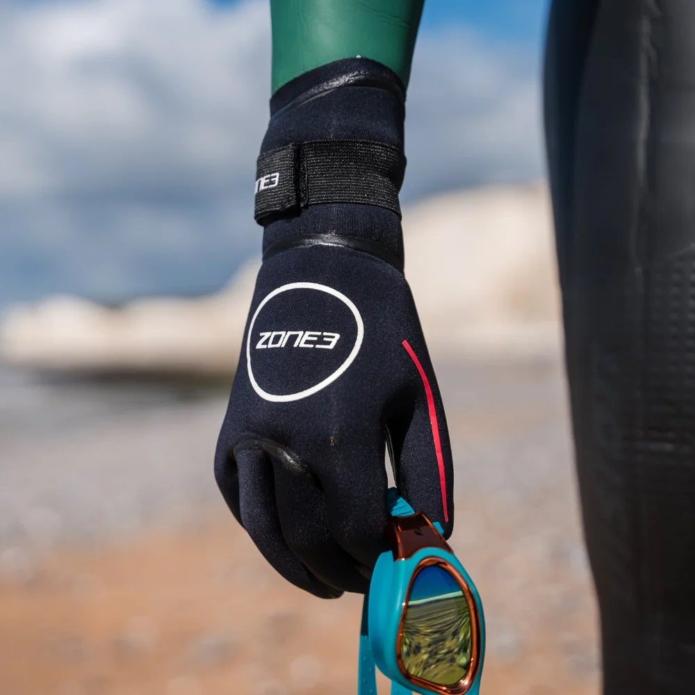 ZONE3 Neoprene Heat-Tech 3.5mm Swim Gloves
