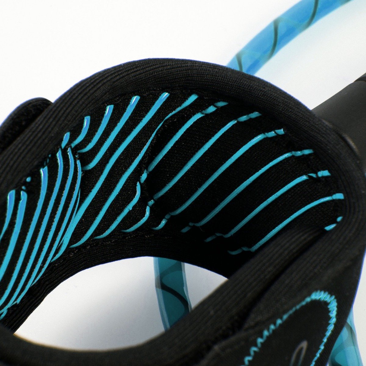 FCS Freedom Helix 9'0 Calf Leash - Natural/Black