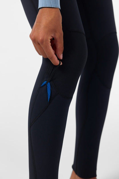 O'Neill Womens Hyperfreak 4/3+mm Chest Zip Wetsuit 2026 - Black / Faded Denim