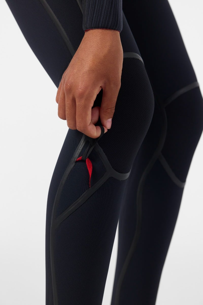 O'Neill Womens Hyperfreak Fire 5/4+mm Chest Zip Winter Wetsuit 2026 - Black