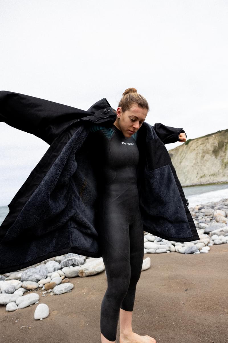 Orca Thermal Parka Changing Robe - Black