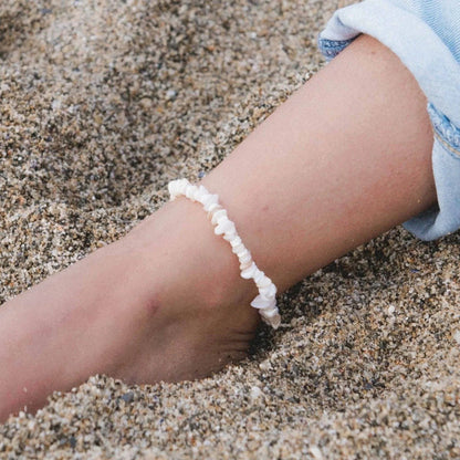 Pineapple Island Canggu Puka Shell Surfer Anklet - White