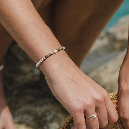Pineapple Island Kauai Puka Shell Bracelet